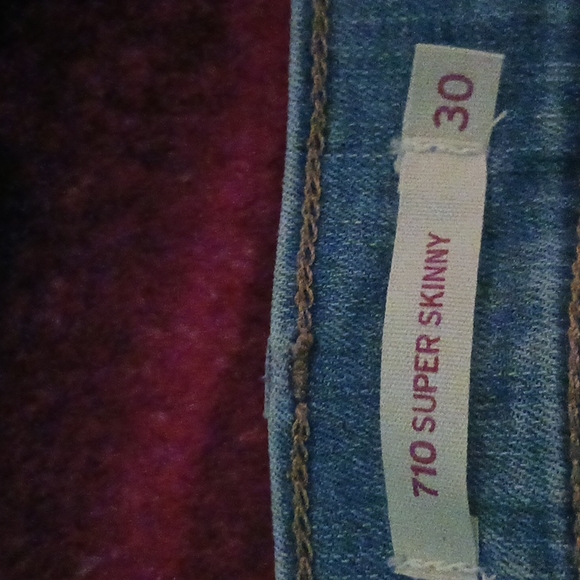 Levi Skinny Jeans - Picture 4 of 7